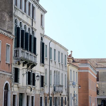 Canal Riva De Biasio Venedig Exterior foto