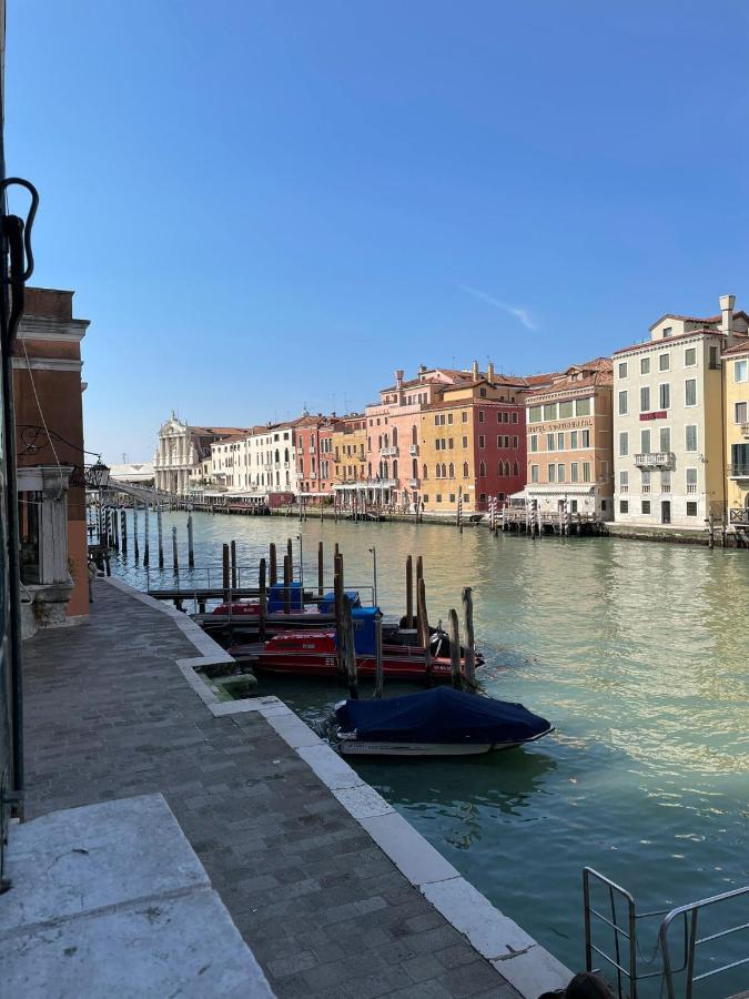 Canal Riva De Biasio Venedig Exterior foto